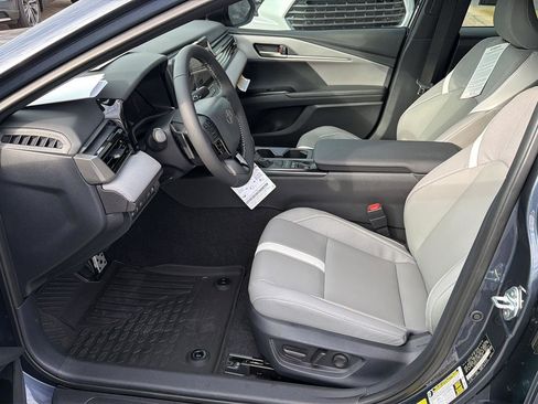 New 2026 Toyota Camry SE FWD image 10
