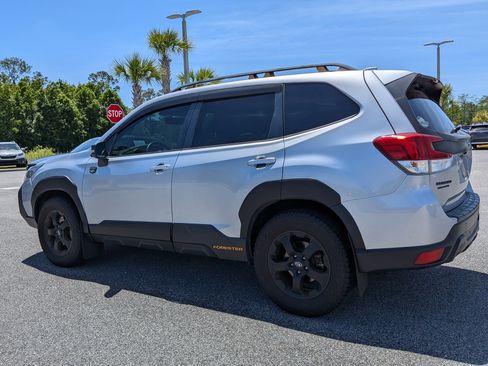 Certified 2022 Subaru Forester Wilderness AWD/4WD image 5
