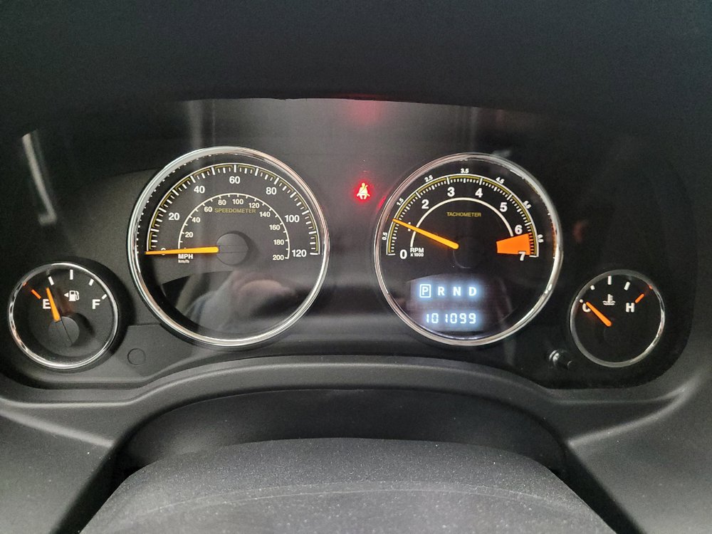Used 2015 Jeep Compass Latitude AWD/4WD image 23