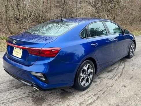 Certified 2021 Kia Forte LXS image 3