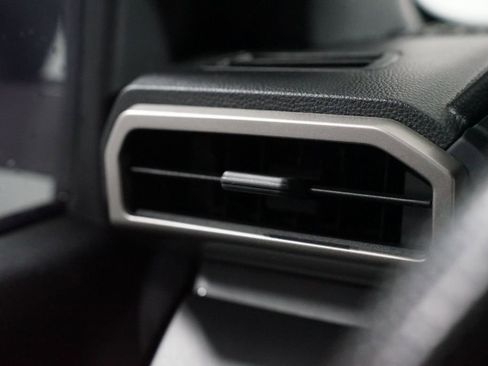 Certified 2025 Toyota Tacoma SR image 24