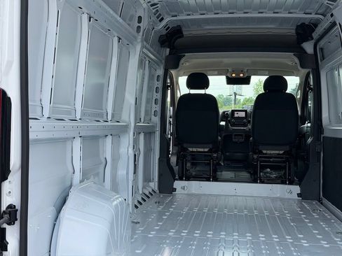 New 2026 RAM ProMaster 3500 w/ Convenience Group FWD image 25