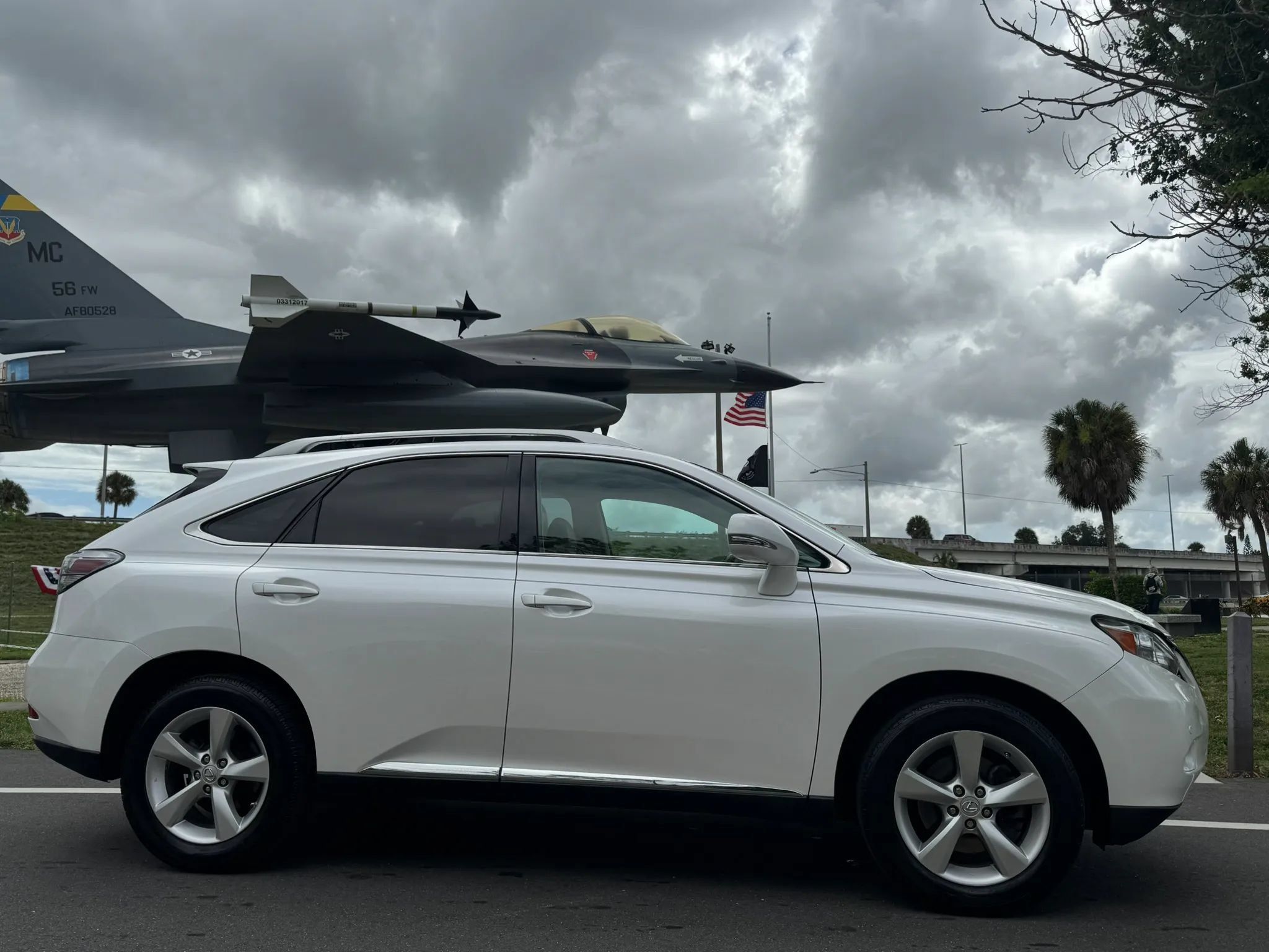 Used 2010 Lexus RX 350 AWD image 1