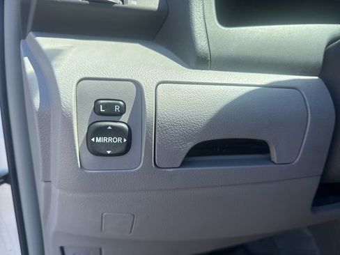 Used 2007 Toyota Camry LE image 19