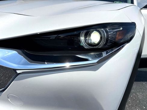 Used 2022 MAZDA CX-30 AWD 2.5 S w/ Premium Package image 21