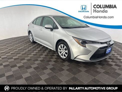 Used 2024 Toyota Corolla LE image 1