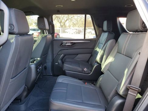 Used 2025 Chevrolet Tahoe RST w/ RST Performance Edition image 29