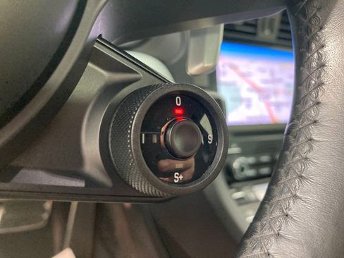 Used 2018 Porsche 911 Carrera S image 12