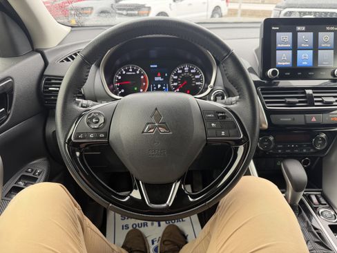 Used 2025 Mitsubishi Eclipse Cross SE image 9