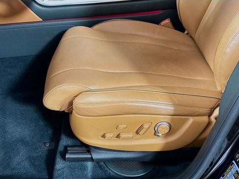 Used 2025 Genesis GV80 3.5T Advanced image 23