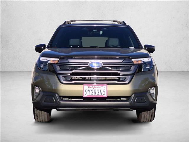 Used 2026 Subaru Forester Premium AWD/4WD image 2