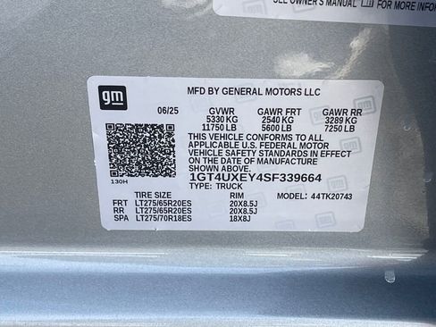 Certified 2025 GMC Sierra 2500 Denali Ultimate w/ Max Trailering Package image 36