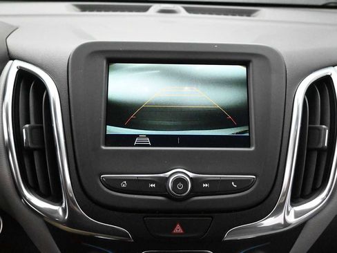 Used 2019 Chevrolet Equinox LT AWD/4WD image 17