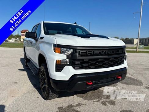 Used 2023 Chevrolet Silverado 1500 Custom Trail Boss w/ LPO, Dark Essentials Package image 8