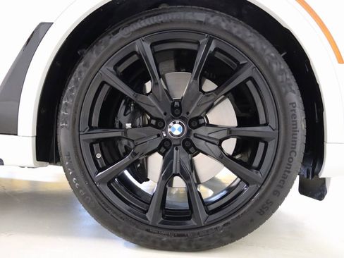 Used 2024 BMW X7 M60i image 90