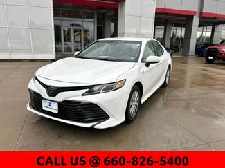 Used 2020 Toyota Camry LE FWD video 2