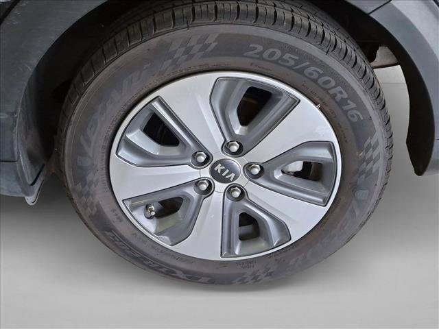 Used 2020 Kia Niro LX FWD image 14