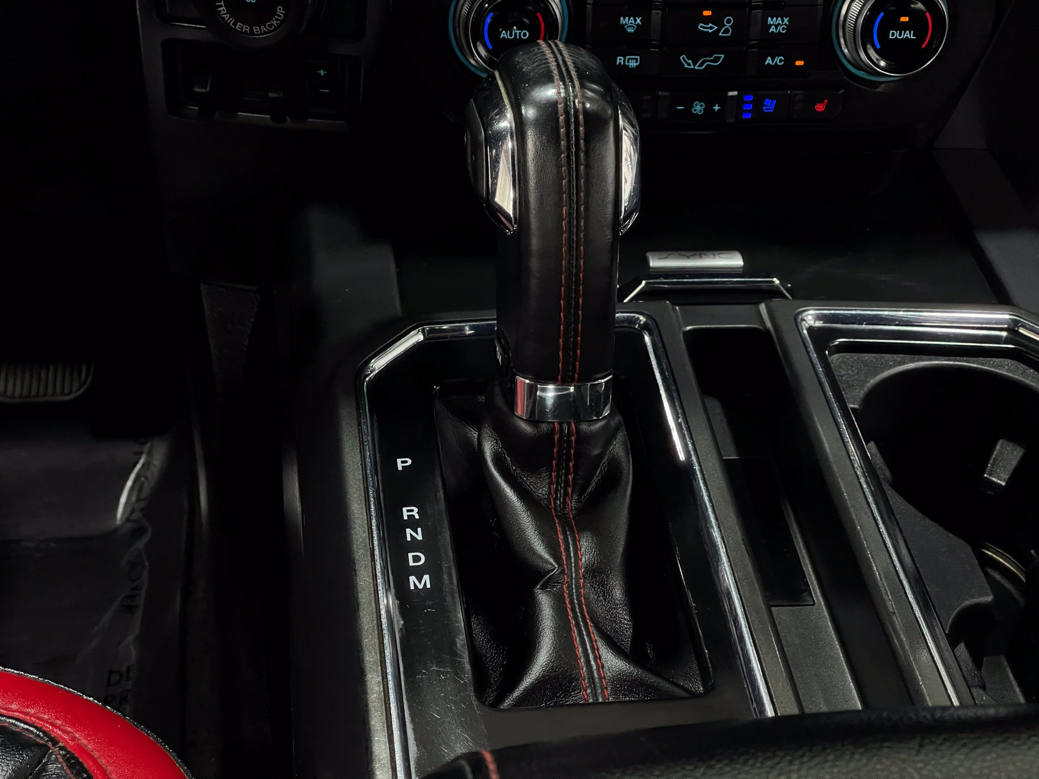 Used 2018 Ford F150 Lariat w/ Equipment Group 502A Luxury AWD/4WD image 28