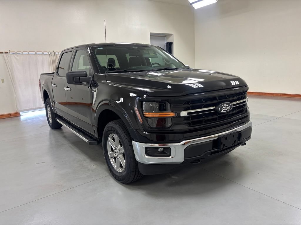 Used 2025 Ford F150 XLT w/ Equipment Group 301A Standard AWD/4WD image 2