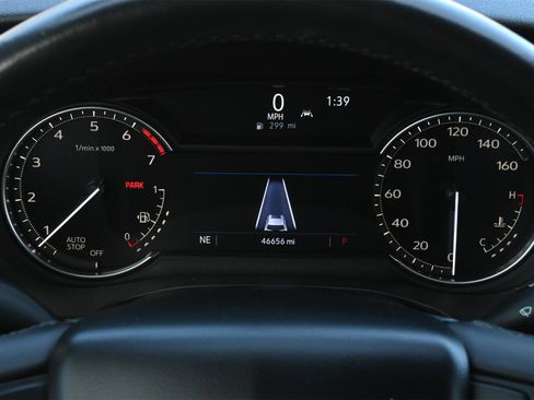 Certified 2023 Cadillac XT6 Luxury image 11