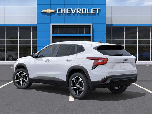 New 2026 Chevrolet Trax RS FWD image 3