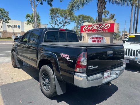 Used 2011 Toyota Tacoma PreRunner w/ TRD Off-Road Pkg w/JBL Audio RWD image 6