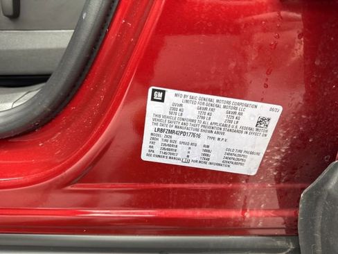 Used 2023 Buick Envision Preferred image 32