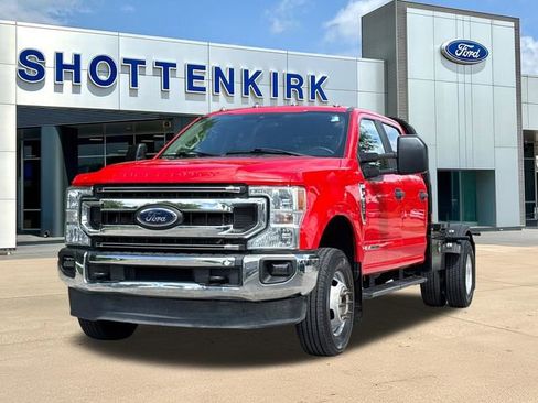 Used 2021 Ford F350 XL w/ Power Equipment Group AWD/4WD image 3