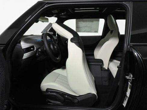 Used 2025 MINI Cooper S image 33