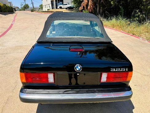 Used 1991 BMW 325i Convertible RWD image 12