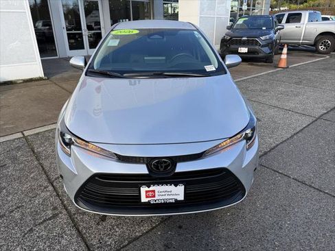 Certified 2026 Toyota Corolla LE image 9