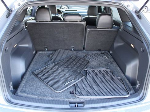 Certified 2022 Volkswagen Atlas Cross Sport SE image 30
