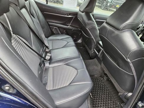 Used 2022 Toyota Camry SE FWD image 16