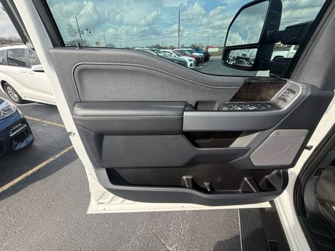 Used 2024 Ford F250 Lariat w/ Lariat Ultimate Package image 11