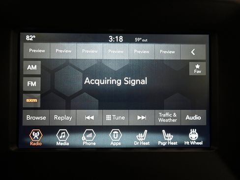 Used 2018 Jeep Compass Latitude w/ Popular Equipment Group image 9