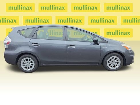 Used 2012 Toyota Prius V Two FWD image 2