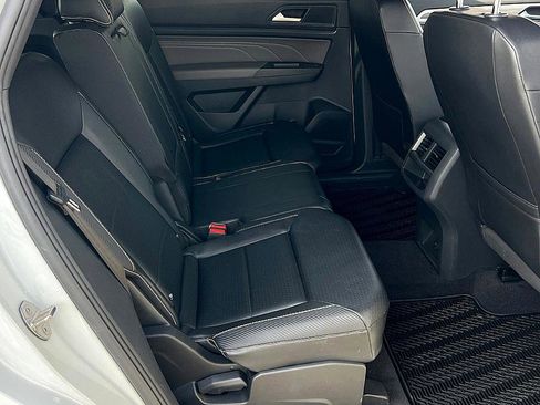 Used 2023 Volkswagen Atlas Cross Sport SE image 24