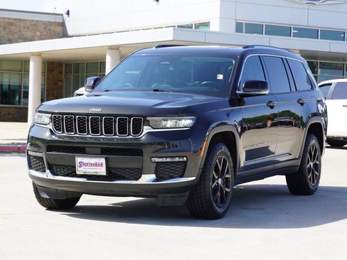 Used 2022 Jeep Grand Cherokee L Limited AWD/4WD image 3