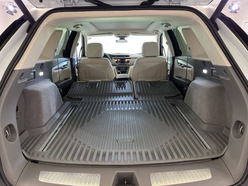 Used 2021 Cadillac XT5 Premium Luxury AWD/4WD image 16