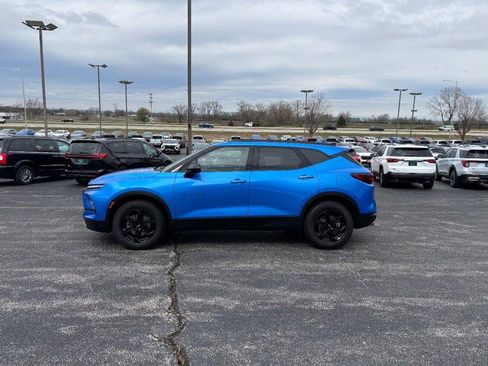 Certified 2024 Chevrolet Blazer LT w/ Convenience Package image 2