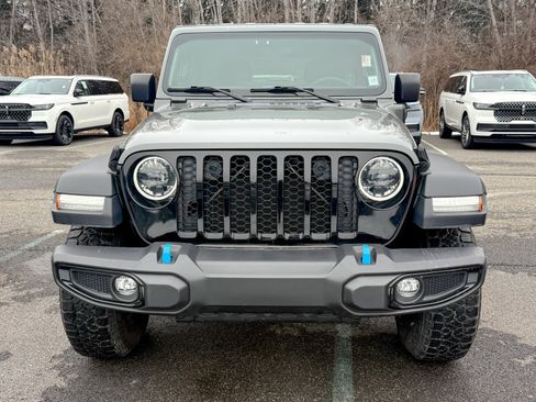 Used 2023 Jeep Wrangler Unlimited w/ Cold Weather Group image 2