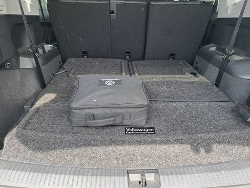 Used 2023 Volkswagen Tiguan SE FWD image 25