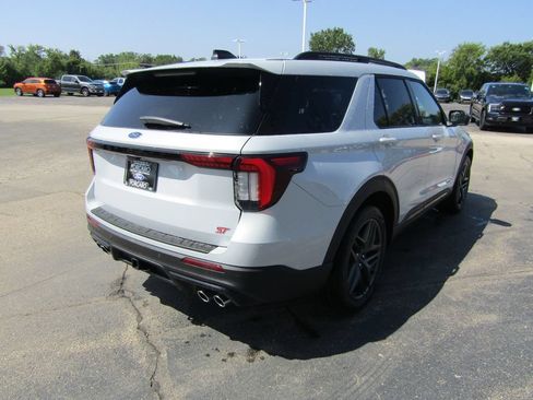 New 2026 Ford Explorer ST w/ Sun And Sound Package AWD/4WD image 10