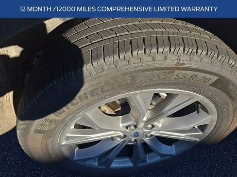 Used 2024 Ford Explorer XLT w/ Equipment Group 202A image 5