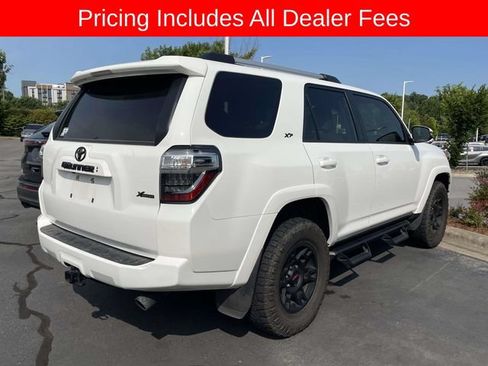 Used 2024 Toyota 4Runner SR5 Premium w/ Moonroof Package AWD/4WD image 9