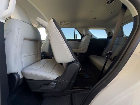 New 2026 Ford Explorer Active w/ Active Comfort Package image 26