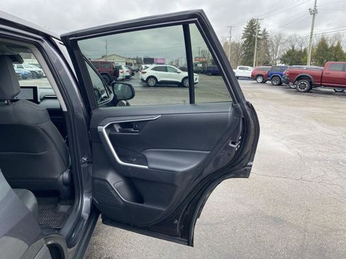 Used 2025 Toyota RAV4 LE image 31