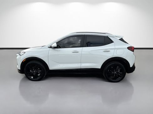 Used 2024 Buick Encore GX Sport Touring w/ Comfort Package FWD image 6