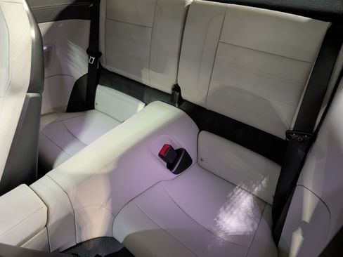 Certified 2024 Porsche 911 Carrera image 18