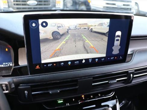 Used 2023 Lincoln Corsair FWD image 25